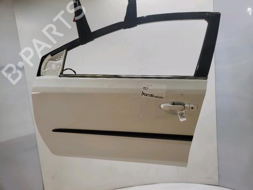 left-front-door-toyota-auris-_e18_-2012-2013-2014-2015-2016-2017-2018-2019-40619451 main image