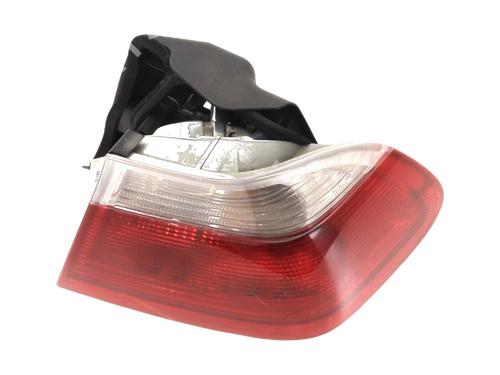 right-taillight-bmw-3-e46-1997-1998-1999-2000-2001-2002-2003-2004-2005-24652914 main image