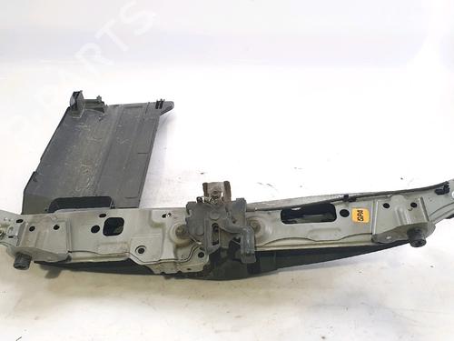 Used Crossmember TOYOTA YARIS (_P9_) 1.0 VVT-i (KSP90_, KSP90R) (69 hp) 29389727