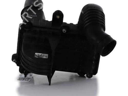 Used Air filter box MAZDA 323 C IV (BG) 1.8 16V (BG8S) (140 hp) 33110757