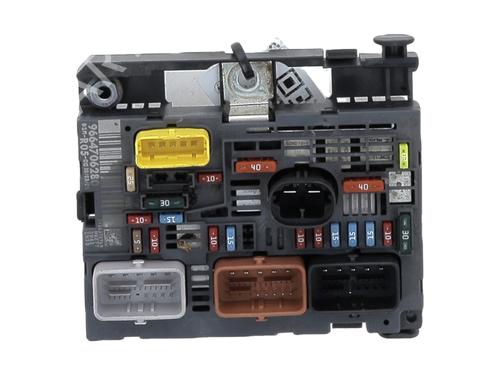 Fuse box PEUGEOT 308 I (4A_, 4C_) 1.6 16V | BP27914744E1 