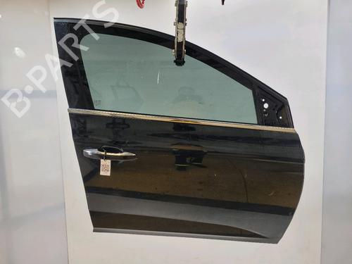 Used Right front door RENAULT MEGANE IV Hatchback (B9A/M/N_) 1.6 dCi 130 (B9A4) (130 hp) 31058096