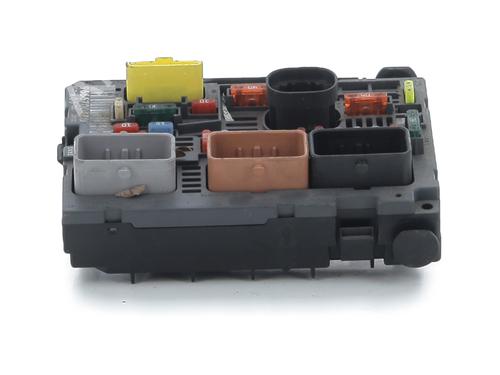 Used Fuse box Fuse box 31844674 31844674