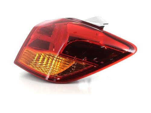 Right taillight MITSUBISHI ASX (GA_W_) 1.8 DI-D 4WD (GA6W) | BP29381334C35 