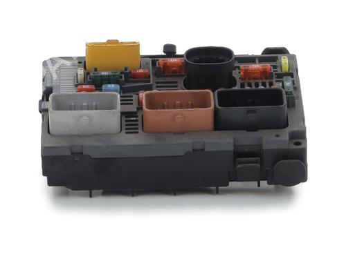 Used Fuse box PEUGEOT 308 I (4A_, 4C_) 1.6 HDi (109 hp) 30631867