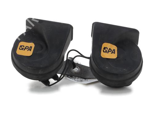 Horn MASERATI QUATTROPORTE V 4.2 (400 hp) 31180056