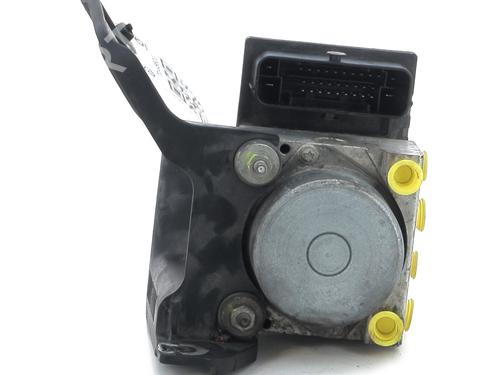 Używane Pompa ABS OPEL CORSA D (S07) 1.3 CDTI (L08, L68) (75 hp) 30895400