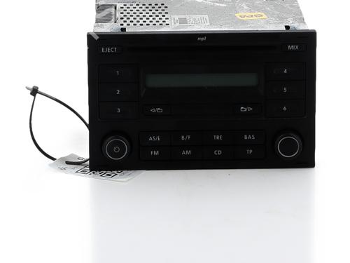 Bilradio Bilradio VW POLO IV (9N_, 9A_) 1.4 TDI (70 hp) 36181381 36181381