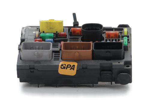 Used Fuse box CITROËN BERLINGO Box Body/MPV (B9) 1.6 HDi 115 (114 hp) 29701916