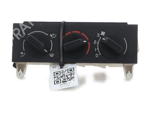 Used Climate control RENAULT CLIO I (B/C57_, 5/357_) 1.4 (B/C57T, B/C57Y) (79 hp) 29517976