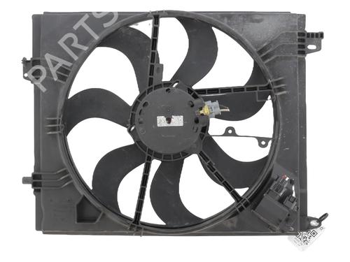 Used Radiator fan RENAULT MEGANE IV Hatchback (B9A/M/N_) [2015-2026]  32842202