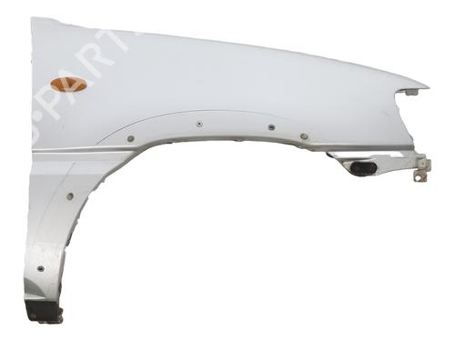 Used Right front fenders NISSAN TERRANO II (R20) 3.0 Di 4WD (154 hp) 30093914