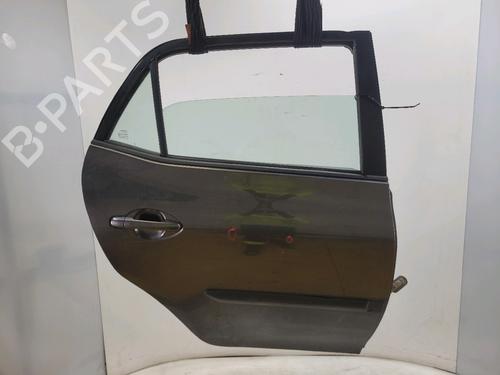 right-rear-door-toyota-auris-_e15_-2006-2007-2008-2009-2010-2011-2012-2013-32255978 main image