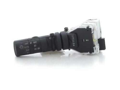 Used Switch NISSAN QASHQAI I (J10, NJ10) 2.0 dCi All-wheel Drive (150 hp) 30924816