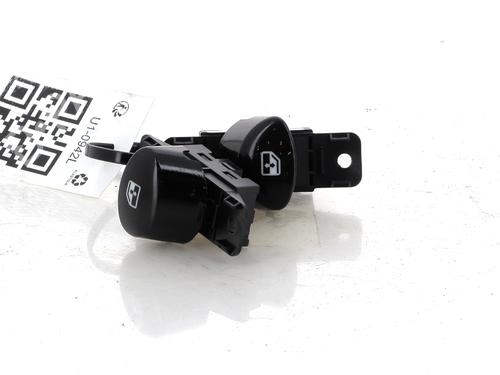 Left front window switch FIAT 500 (312_) 1.0 Mild Hybrid (312.AYD1B) | BP17803739I27 