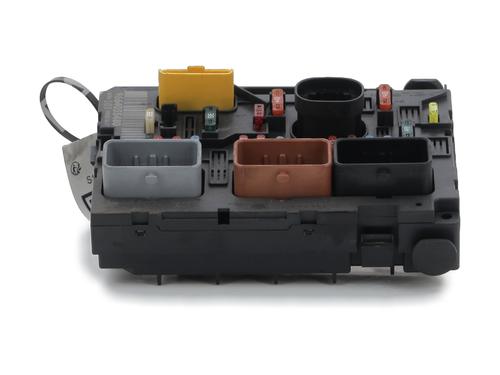 Boîte à Fusibles CITROËN C3 I (FC_, FN_) 1.4 HDi (68 hp) 29047772