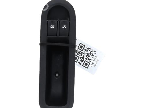 Used Left front window switch RENAULT TWINGO II (CN0_) 1.5 dCi 75 (75 hp) 28106359