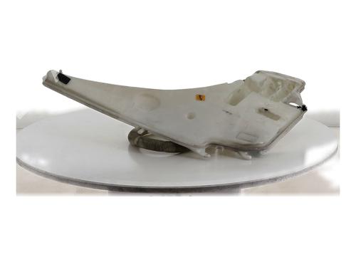 Windscreen washer tank BMW 1 (E81) 118 d | BP26899213C113 