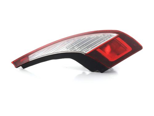 Venstre baglygte bagklap RENAULT MEGANE III Hatchback (BZ0/1_, B3_) 1.5 dCi (BZ09, BZ0D, BZ1W, BZ29, BZ14) (110 hp) 30583788