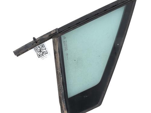 Used Front right quarter glass Front right quarter glass CITROËN C4 Coupe (LA_) 1.6 HDi (109 hp) 34205193 34205193