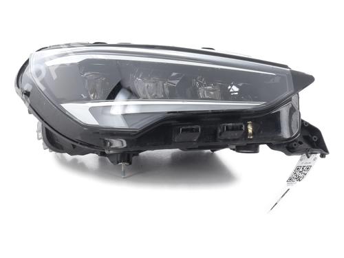Used Right headlight OPEL CORSA F (P2JO) CORSA-e (68) (136 hp) 31350340