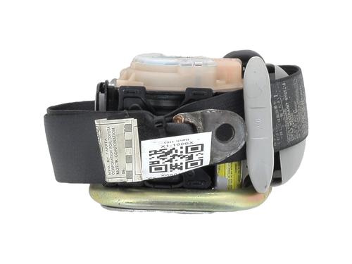 Venstre bagtil seleforstrammer TOYOTA COROLLA Verso (_E12_) 1.6 VVT-i (ZZE121_, ZZE121R) (110 hp) 30828283