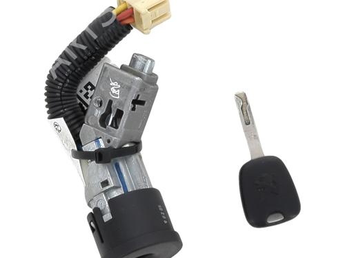 Used Ignition barrel PEUGEOT 107 (PM_, PN_) 1.0 (68 hp) 31367834