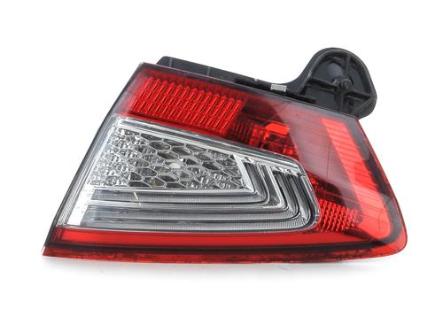 Used Right tailgate light FORD MONDEO IV (BA7) 2.0 TDCi (140 hp) 30842873
