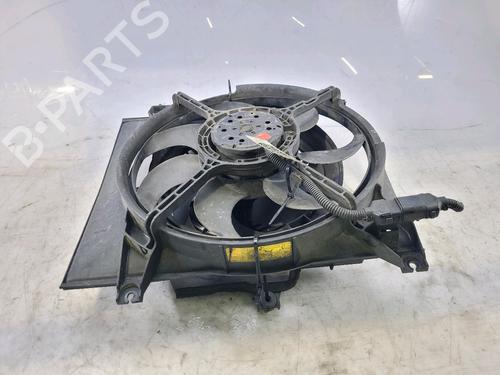 Used Radiator fan HYUNDAI SANTA FÉ I (SM) 2.0 CRDi 4x4 (125 hp) 17750109