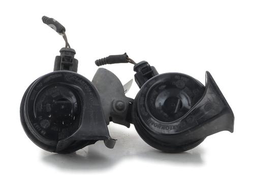 Used Horn SKODA RAPID (NH3, NK3, NK6) 1.6 TDI (90 hp) 30119001
