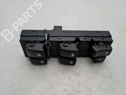 Used Left front window switch KIA SPORTAGE II (JE_, KM_) 2.0 CRDi 4WD (113 hp) 11772177