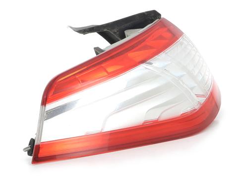 Left taillight PEUGEOT 508 SW I (8E_) 2.0 HDi RXH Hybrid4 | BP27247930C34 