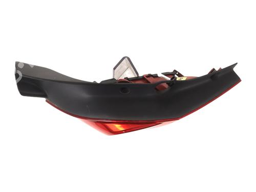 left-taillight-renault-clio-iii-br01-cr01-2005-2006-2007-2008-2009-2010-2011-2012-2013-2014-33332406 main image