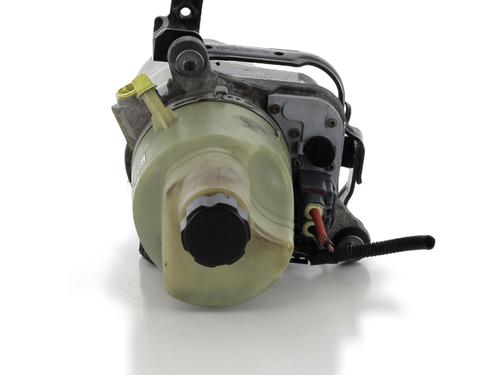 Used Steering pump VOLVO C30 (533) D3 (150 hp) 23450836