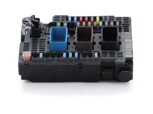 Used Fuse box Fuse box PEUGEOT 308 II (LB_, LP_, LW_, LH_, L3_) 1.6 HDi / BlueHDi 115 (115 hp) 34575937 34575937