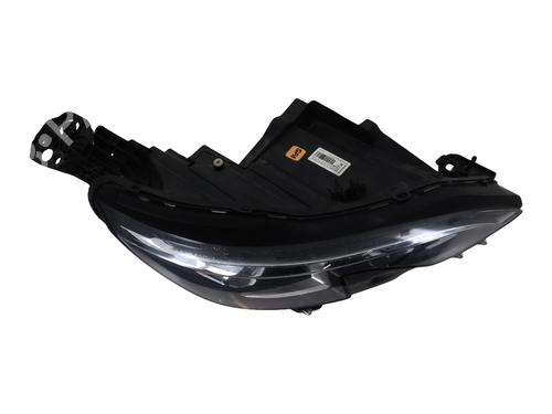 Right headlight PEUGEOT 3008 II SUV (MC_, MR_, MJ_, M4_) 1.5 BlueHDi 130 | BP29623841C29 
