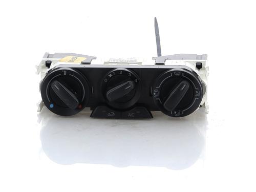 Used Climate control AUDI A1 (8X1, 8XK) 1.2 TFSI (86 hp) 20301490