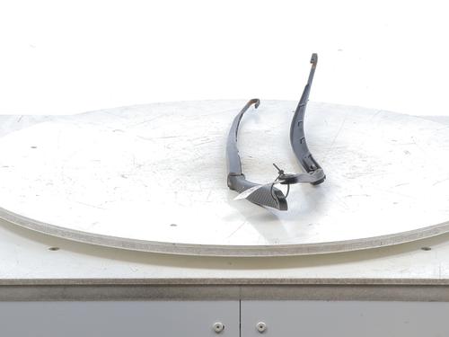 Used Front windshield wiper arm PEUGEOT 807 (EB_) 2.0 HDi (120 hp) 27908402