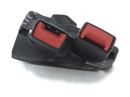 Used Seat buckle AUDI A4 B8 (8K2) 2.0 TDI (143 hp) 30982517
