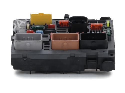 Fuse box PEUGEOT 308 I (4A_, 4C_) 1.6 16V | BP29198316E1 