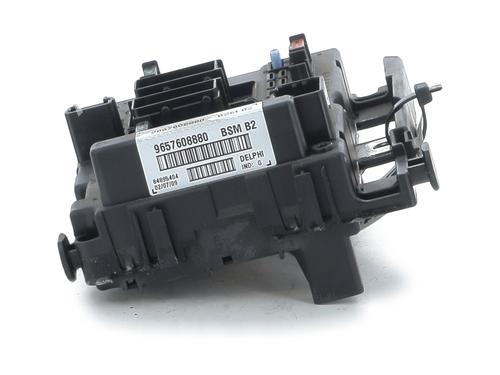 Used Fuse box PEUGEOT 206+ (2L_, 2M_) 1.4 HDi eco 70 (68 hp) 31152716