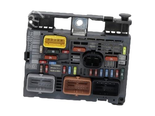 Fuse box PEUGEOT 3008 I MPV (0U_) 2.0 HDi 150 / BlueHDi 150 | BP30166099E1