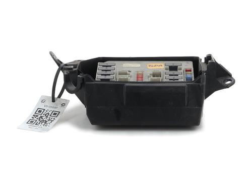 Used Fuse box RENAULT CLIO III (BR0/1, CR0/1) [2005-2014]  28573440