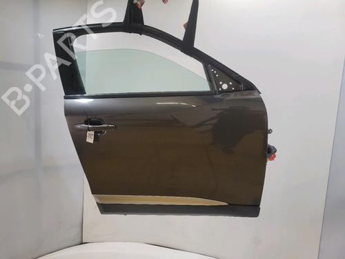 Used Right front door Right front door 37752368 37752368