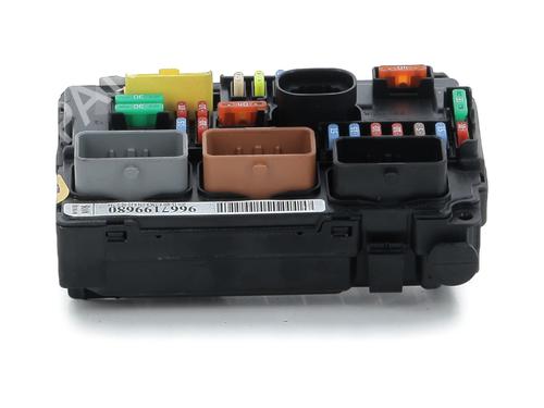 Used Fuse box Fuse box CITROËN C3 II (SC_) 1.2 VTi 82 (82 hp) 33645572 33645572