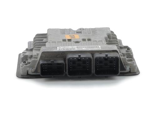Used Engine control unit (ECU) Engine control unit (ECU) PEUGEOT 5008 (0U_, 0E_) 1.6 HDi (112 hp) 34051137 34051137