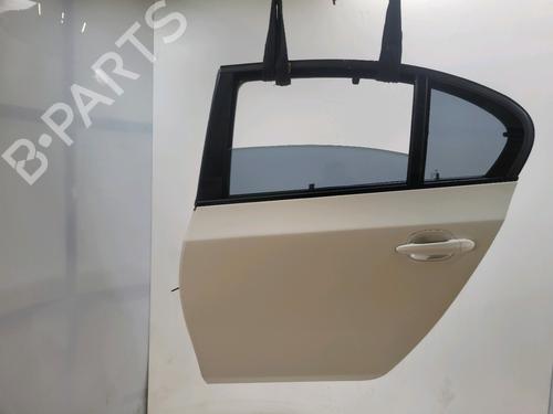 Used Left rear door Left rear door 39232813 39232813
