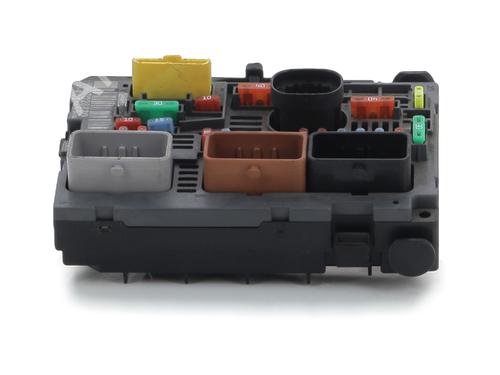 Used Fuse box PEUGEOT PARTNER Box Body/MPV 1.6 HDi (90 hp) 29964295