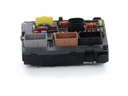 Used Fuse box Fuse box PEUGEOT 3008 I MPV (0U_) 1.6 HDi (112 hp) 39941641 39941641
