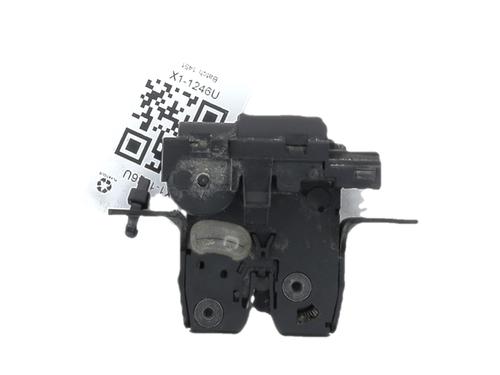 Bagklap lås Bagklap lås RENAULT CLIO III (BR0/1, CR0/1) 1.2 16V (BR02, BR0J, BR11, CR02, CR0J, CR11) (75 hp) 36853685 36853685